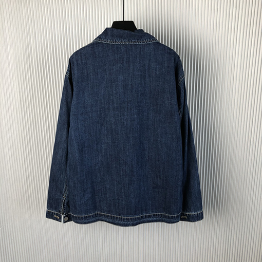 プラダ 新しいメタルロゴポケットデニムジャケット
