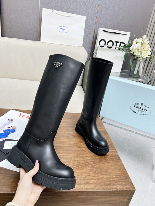 プラダ トップバージョン厚底ポケット三角マークロングシューズ
