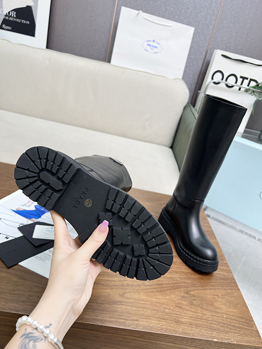 プラダ トップバージョン厚底ポケット三角マークロングシューズ