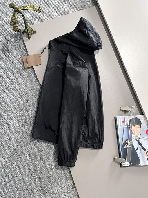 バーバリー 胸の小さなネームプレートのカウンタージャケット