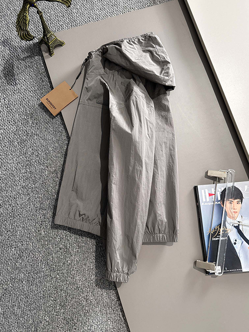 バーバリー 胸の小さなネームプレートのカウンタージャケット