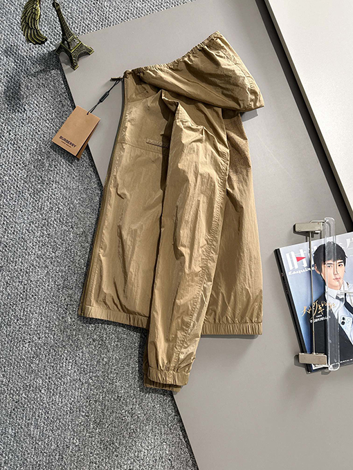 バーバリー 胸の小さなネームプレートのカウンタージャケット