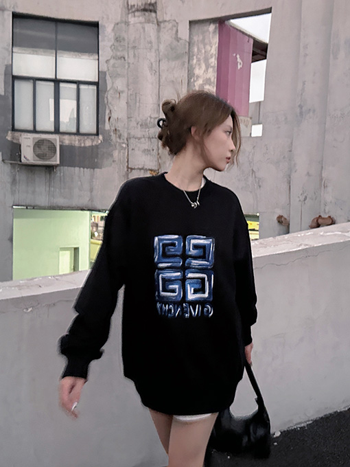 ジバンシイ クラシックな 4 G カラープリントラウンドネックパーカー
