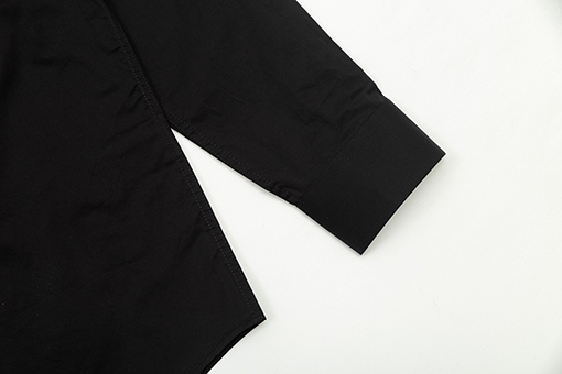 バレンシアガ クラシックな立体テーププレスロゴ長袖ゆったりしたシャツ