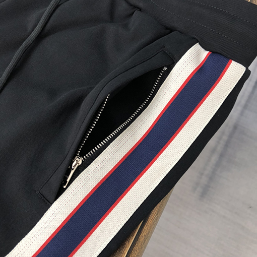 グッチ ロゴジャカードパイピングスウェットパンツ
