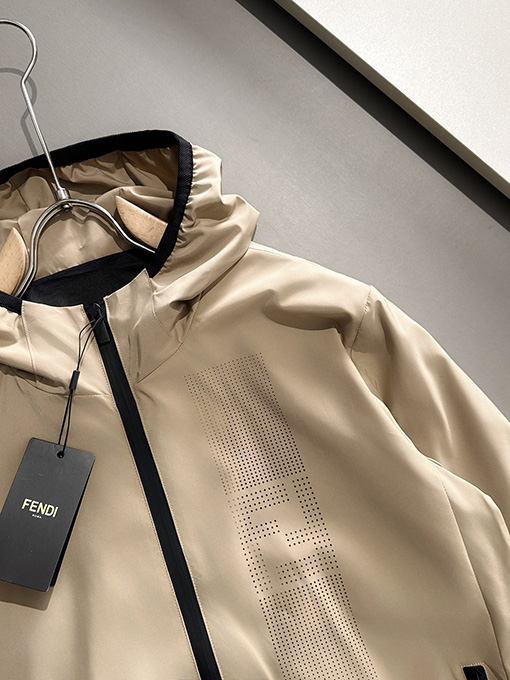 フェンディ 新しいジッパークラシックジャケット