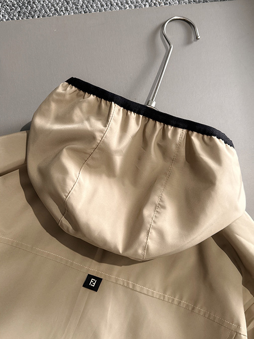 フェンディ 新しいジッパークラシックジャケット