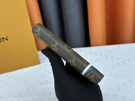 ルイヴィトン ファッションプリントキャッチマスコット財布 M60410