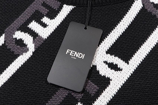 フェンディ ダブル F アルファベットチェーンロックジャカードクルーネックセーター