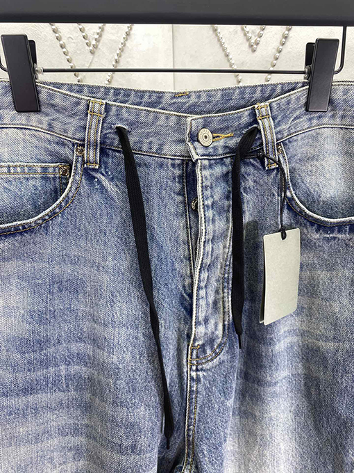 バレンシアガスーパーコピー 不規則なカットのワイドレッグストレートジーンズ