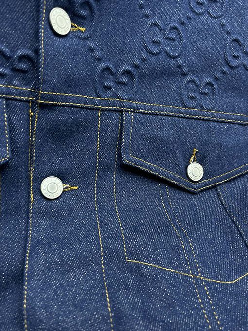 グッチ  エンボスエンボスGG立体モノグラムデニムジャケット