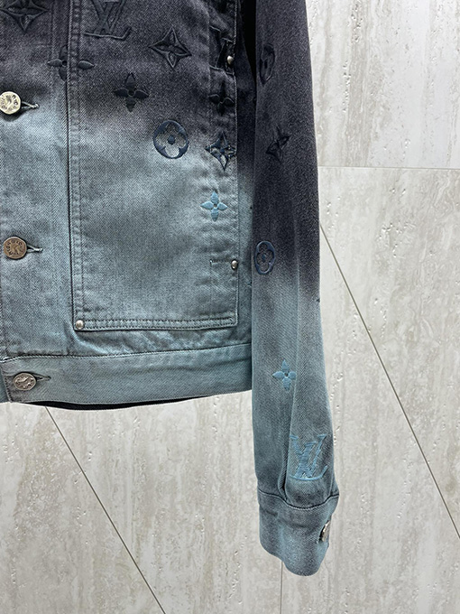ルイヴィトンコピー グラデーション刺繍デニムジャケット