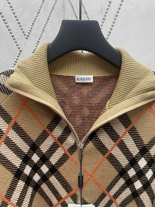 バーバリースーパーコピー  Burberry 新しい軽量ニットジャケット