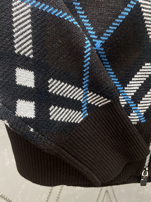 バーバリースーパーコピー  Burberry 新しい軽量ニットジャケット
