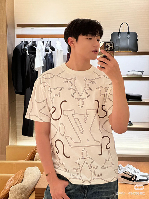 ルイヴィトンスーパーコピー LOUIS VUITTONコラボTimberland半袖Tシャツ