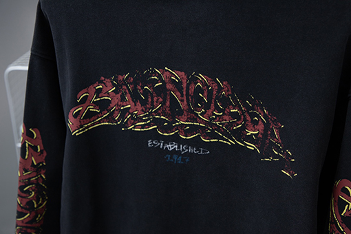 バレンシアガ 24 SS フレイムグラフィティ限定ルーズジップカーディガン