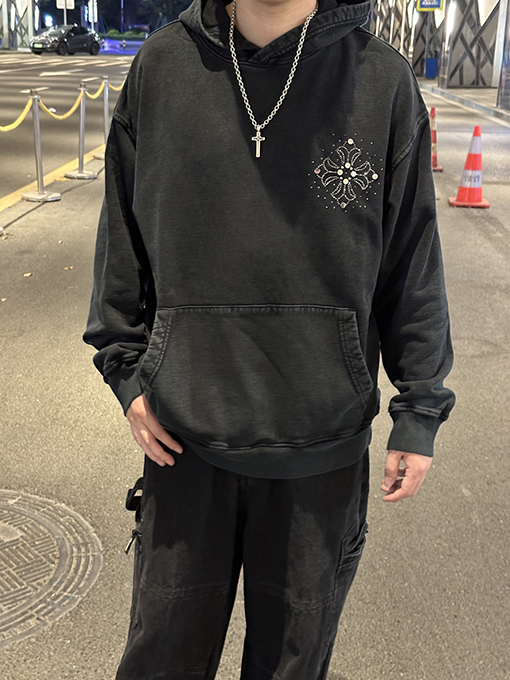 クロムハーツ 新しいクラシックなホースシュースタッズパーカー