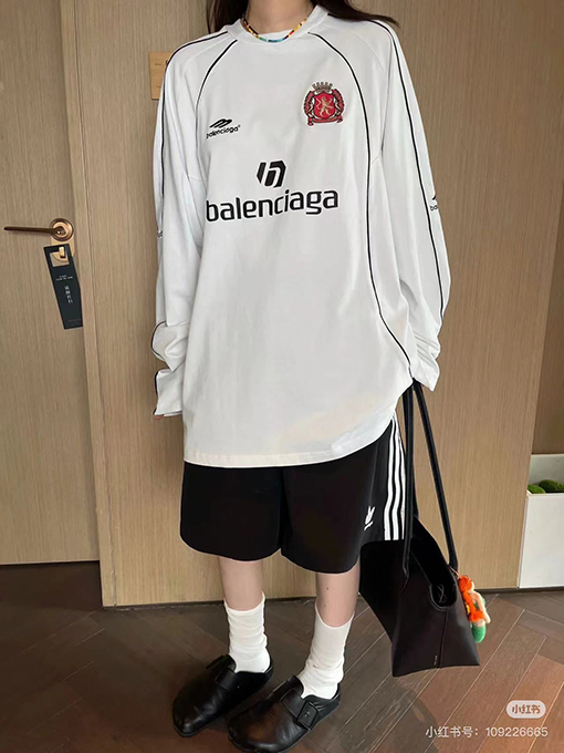 バレンシアガ コラボレーションサッカースポーツウェアロゴ刺繍プリント長袖シャツ