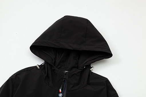 モンクレールコピー MONCLER アルファベットロゴフード付きジャケット
