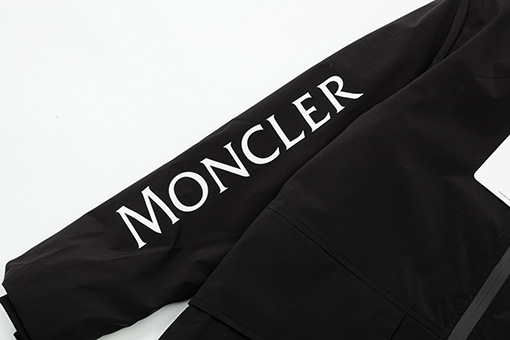 モンクレールコピー MONCLER アルファベットロゴフード付きジャケット