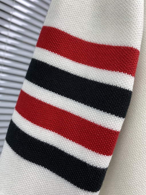 トムブラウン バッター刺繍柄プルオーバーセーター