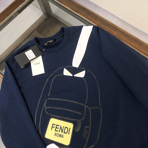 フェンディ 工芸精巧な長袖ラウンドネックセーター