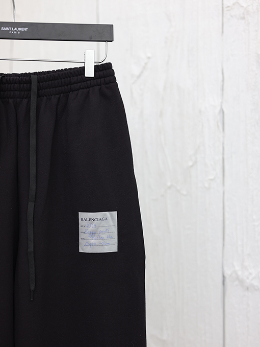 バレンシアガ 24 FW 付箋スポーツストレートパンツ