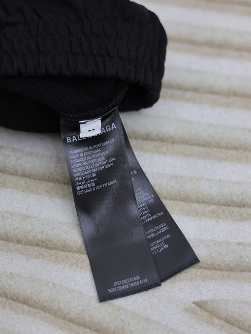 バレンシアガ 24 FW 付箋スポーツストレートパンツ