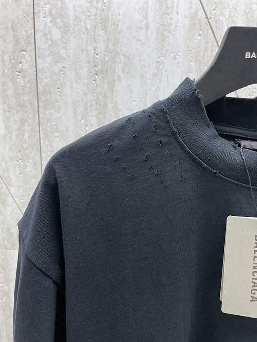 バレンシアガ 24 SS 古い穴のデザインサンスクリット語の半袖Tシャツ
