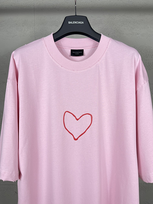 バレンシアガ 七夕限定ハートロゴプリントTシャツ