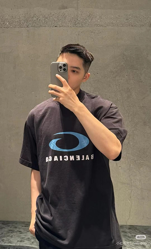 バレンシアガコピー LOOP SPORTS ICONプリント半袖Tシャツ