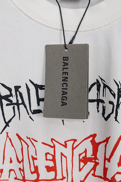バレンシアガ 楕円クラックプリント ドラゴン年限定Tシャツ