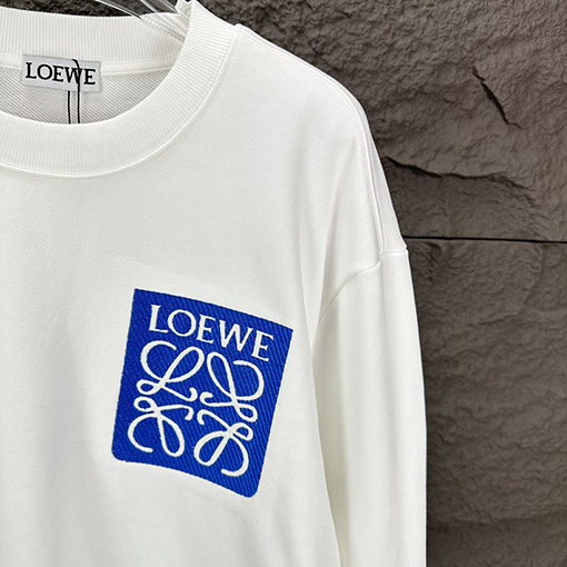ロエベコピー 新しい刺繍文字ロゴクルーネックパーカー