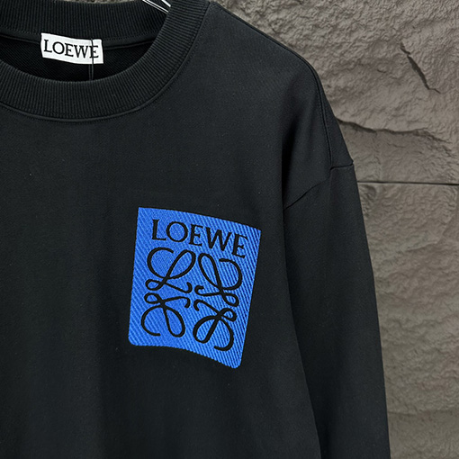 ロエベコピー 新しい刺繍文字ロゴクルーネックパーカー