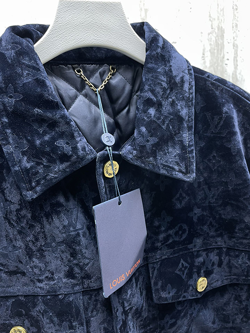 ルイヴィトンスーパーコピー 24 SS 新しいクラシックな火の雲のコート