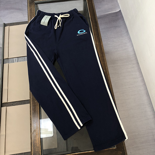 バレンシアガコピー 新しいカップルの水洗いストレートパンツ