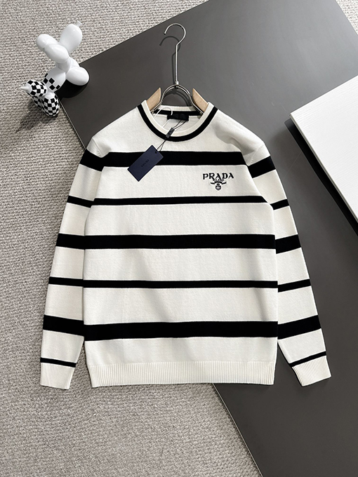 プラダ 24 ss 黒と白のクラシックニットクルーネックセーター