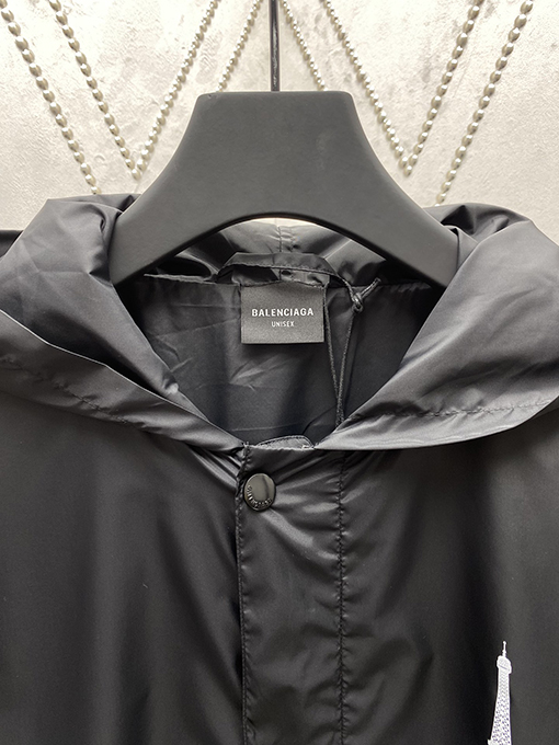 バレンシアガコピー 24 ss 新しい Balenciaga タワートレンチコート