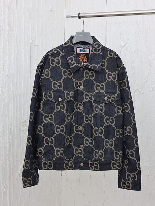 グッチ 新しいクラシックな暗い柄のジャカードデニムジャケット