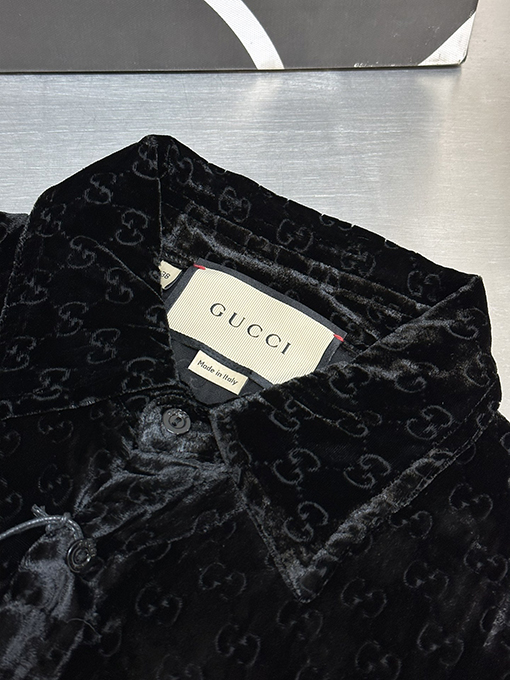 グッチコピー ベルベットクラシックジャカードレターシャツ
