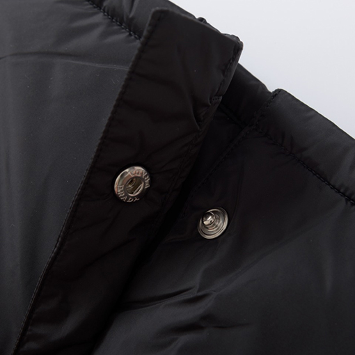 プラダ 24 FW 再生ナイロン薄手コットンジャケットベスト