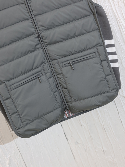 トムブラウン 24 FW 新しいダウンベスト