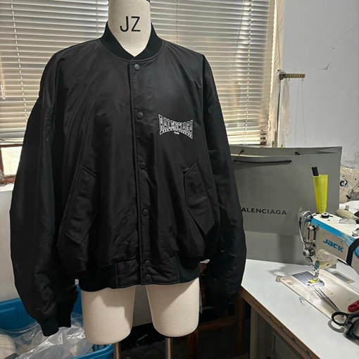 バレンシアガ 24 FW 新しい Bomber 軽量コットンジャケット
