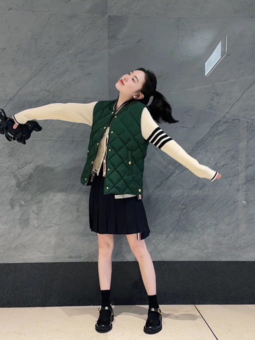 トムブラウンスーパーコピー レディース24 FW 新しい色のベスト