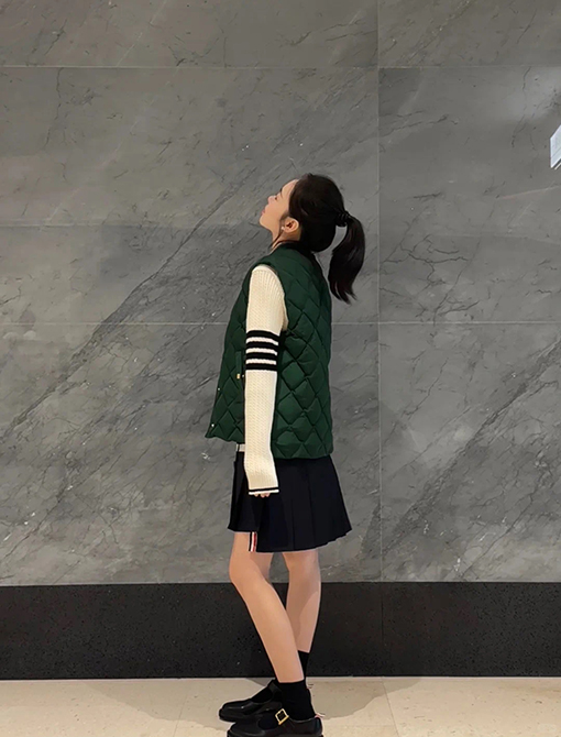 トムブラウンスーパーコピー レディース24 FW 新しい色のベスト