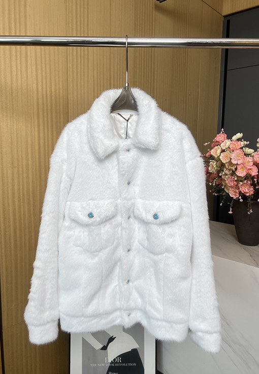ルイヴィトン レディース 24 FW 秋冬の新しい襟の長袖のぬいぐるみコート