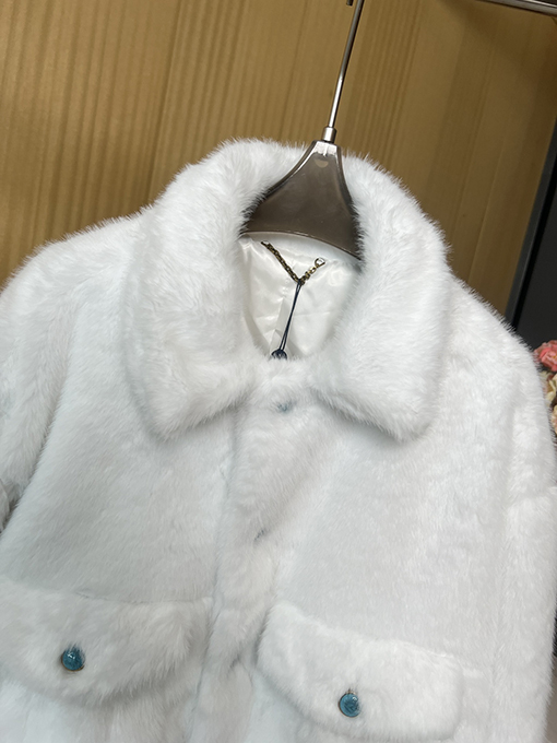 ルイヴィトン レディース 24 FW 秋冬の新しい襟の長袖のぬいぐるみコート