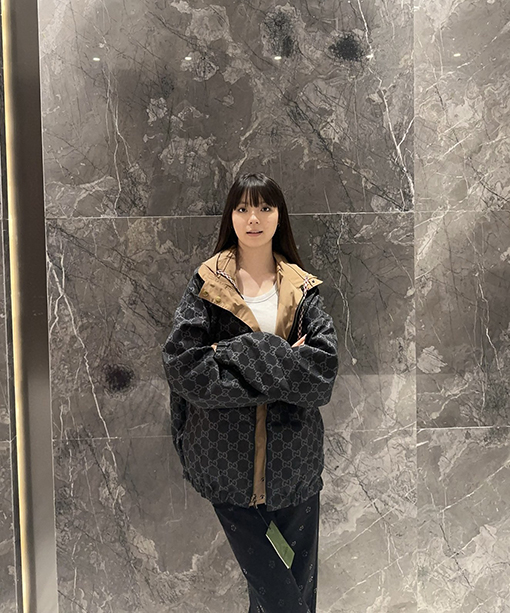 グッチスーパーコピー レディース 24 FW 両面着用GGナイロンチェック柄ジャケットコート