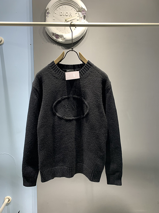 プラダ 24 FW 秋冬の新しいジッパー襟のパーカー