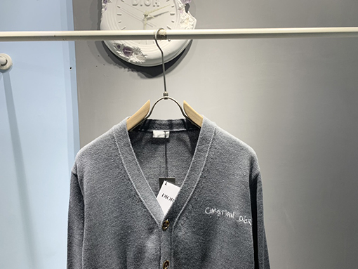 ディオールスーパーコピー 24 FW Christian Dior Tag 新しいウール混紡刺繍カーディガン 
